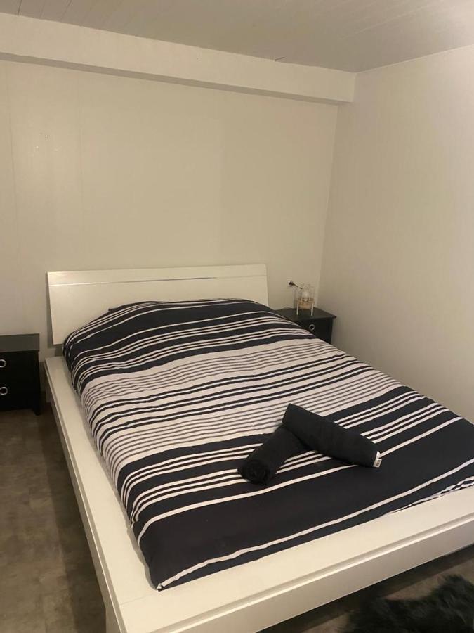 Maison Proche Centre-Ville Cholet Esterno foto